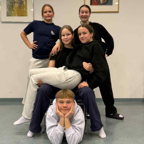 8918c187-4fe7-4991-a64d-5aa46de4fc1e