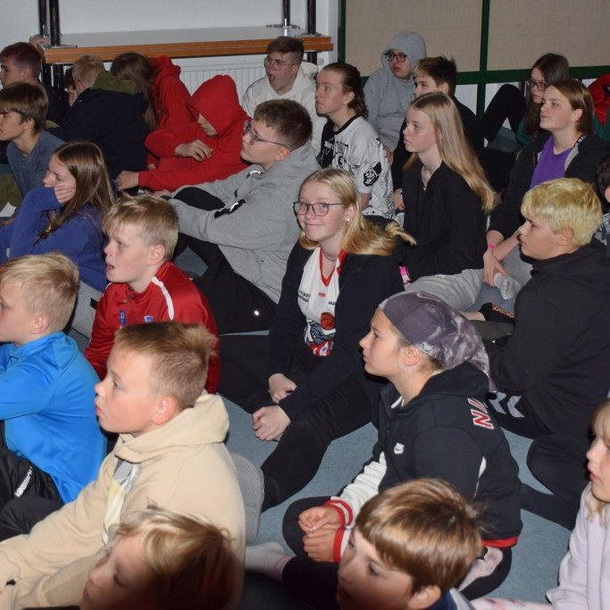 songstund-3.10.22l.jpg