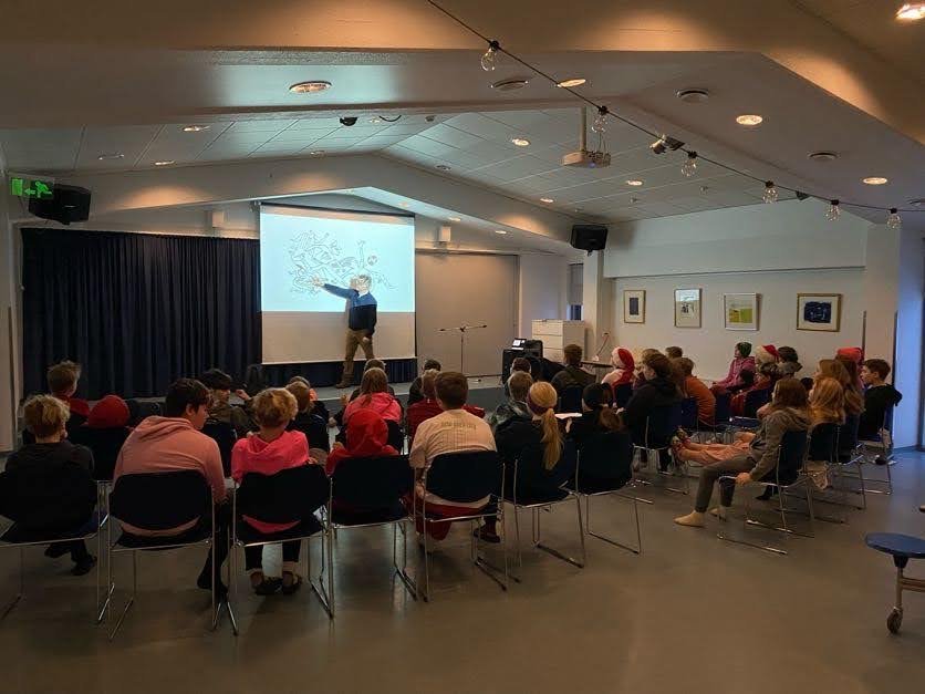 Gunnar Helgason í heimsókn