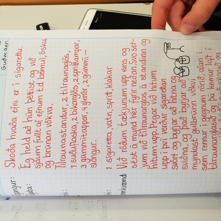 Áhugaverð efnafræðitilraun