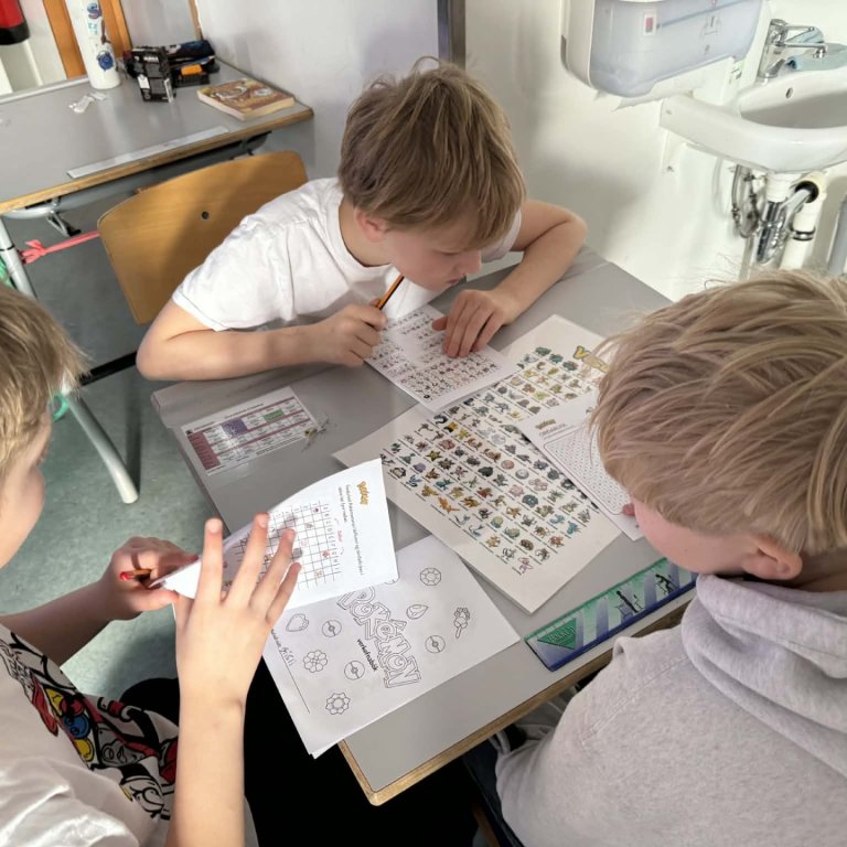 Vasaskrímsli í Eskifjarðarskóla